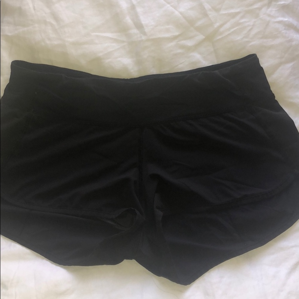 Lululemon Speed Up shorts